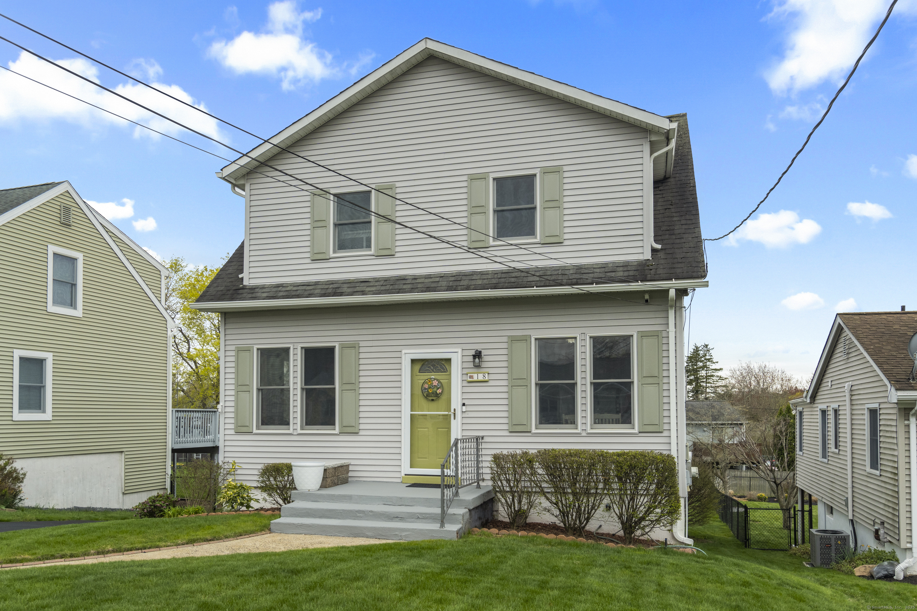 18 Lawncrest Road, West Haven, Connecticut image 2