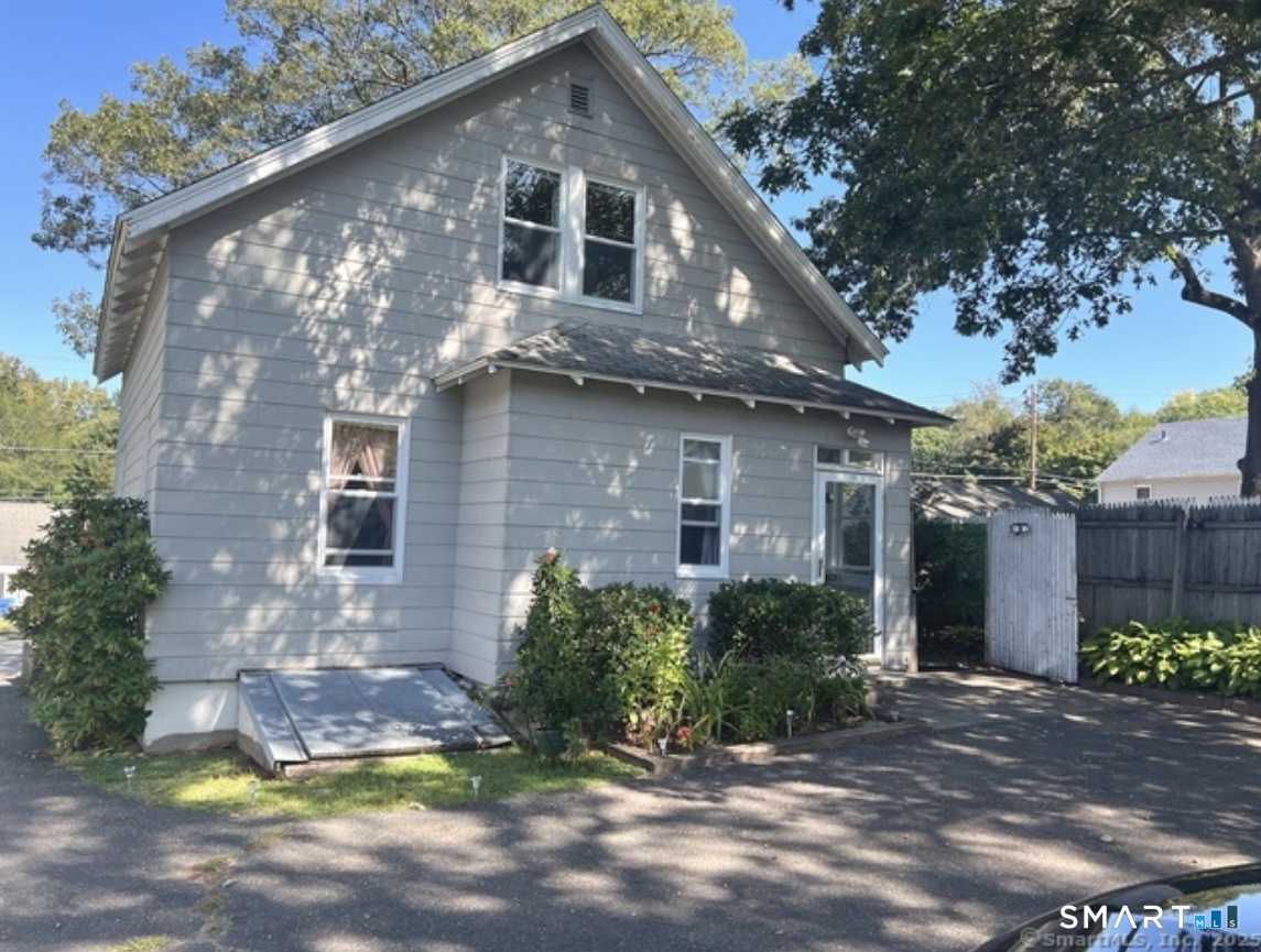 356 Middle Tpke East Turnpike