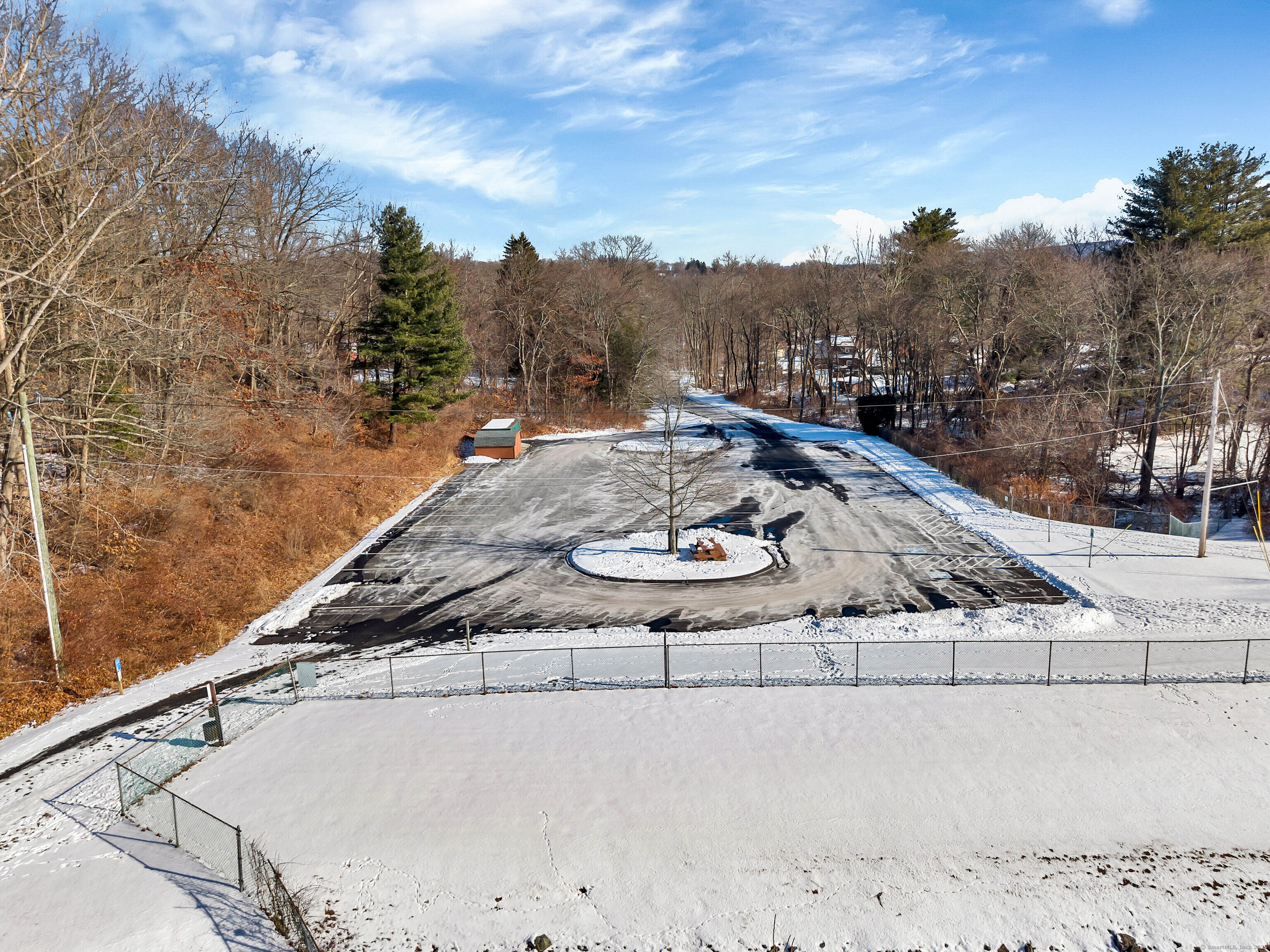 13 Holt Street #APT 2, Plymouth, Connecticut image 31