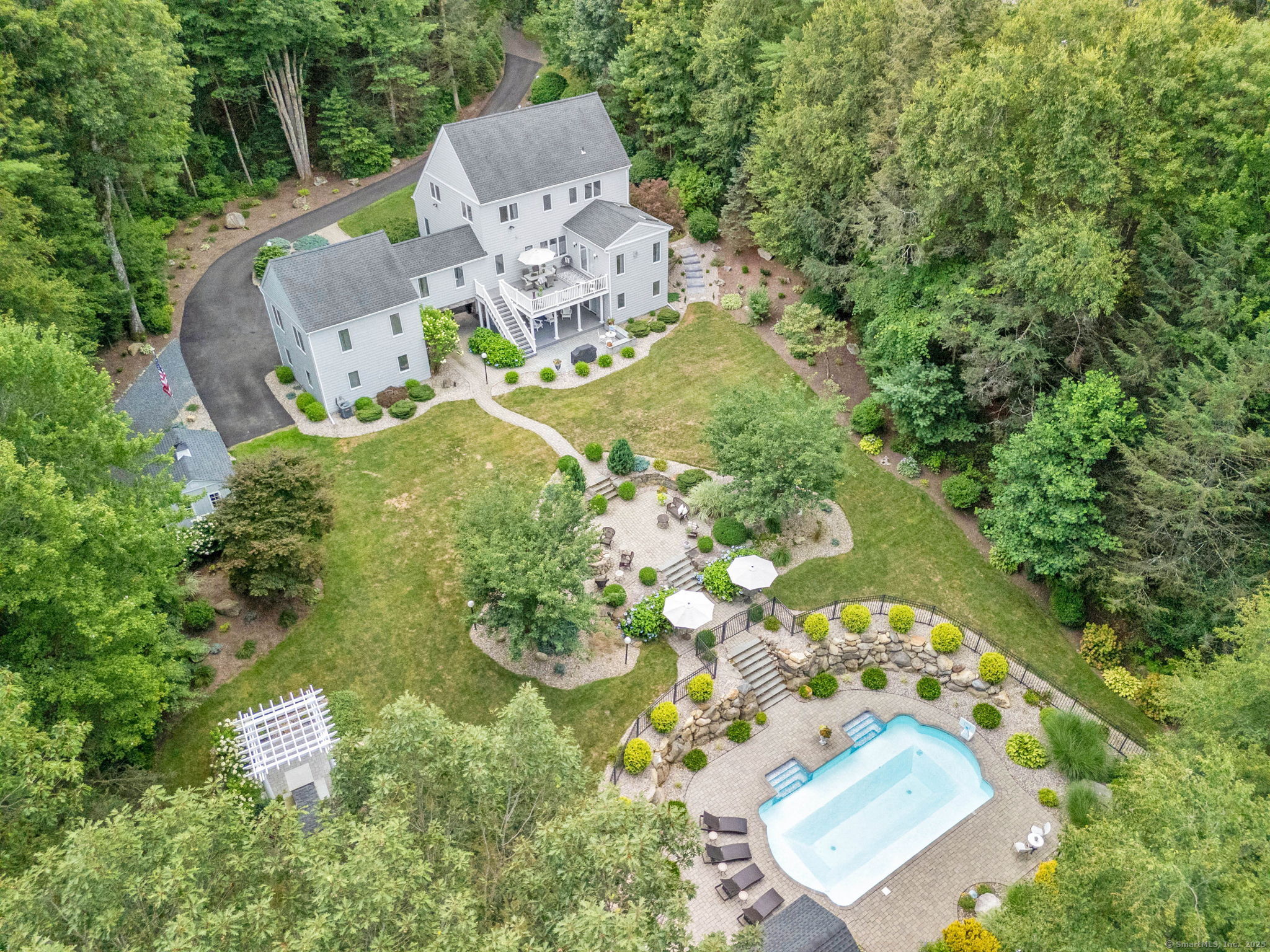 16R Greenwood Road
