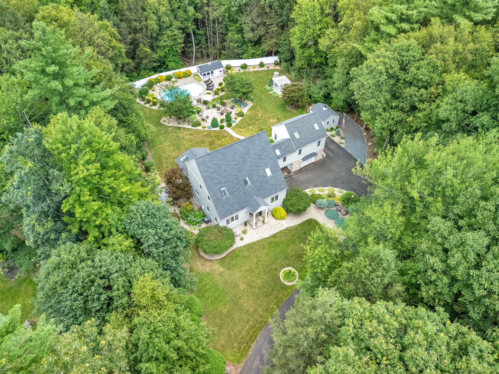 16R Greenwood Road