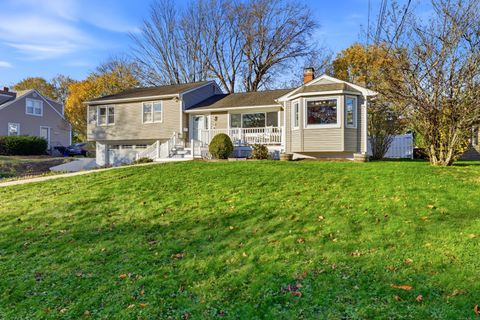 72 Three Acre Road Groton CT 06340