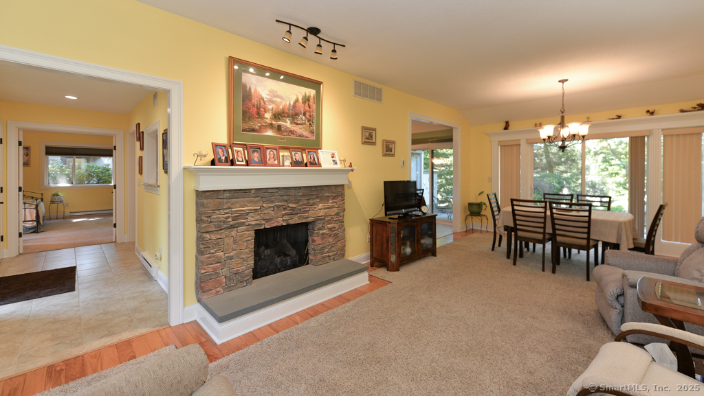 902 Heritage Village A