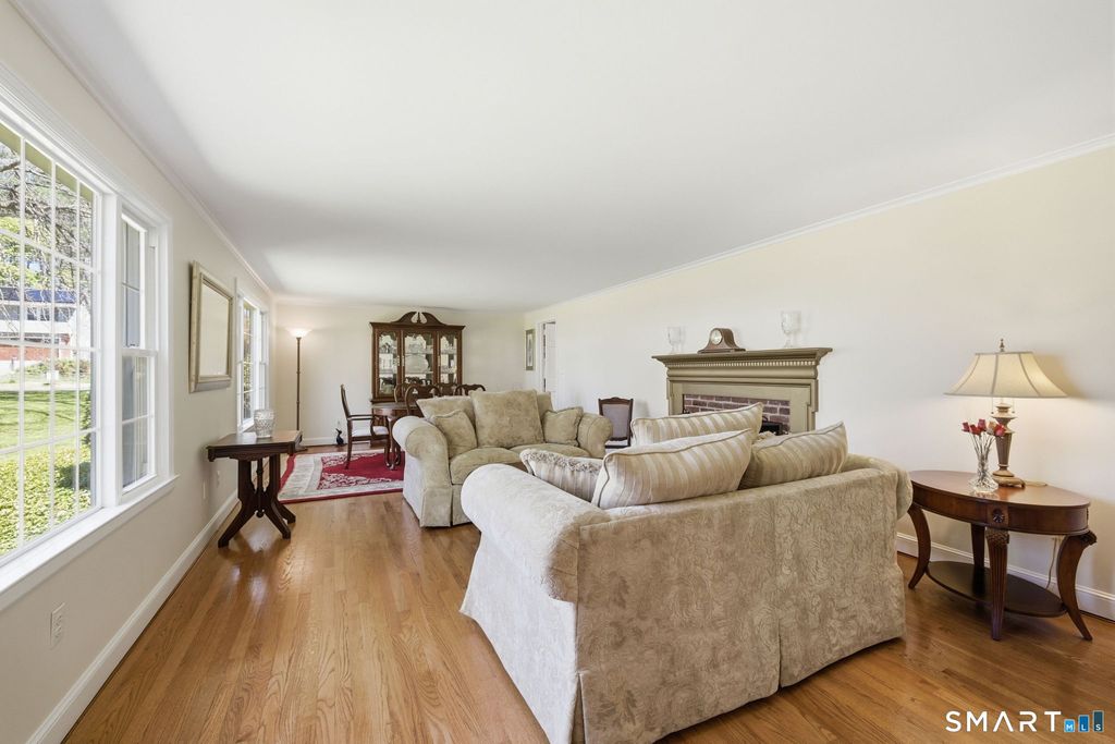 Photo of 100 Surrey Lane, Glastonbury, CT 06033 (MLS # 24171188)