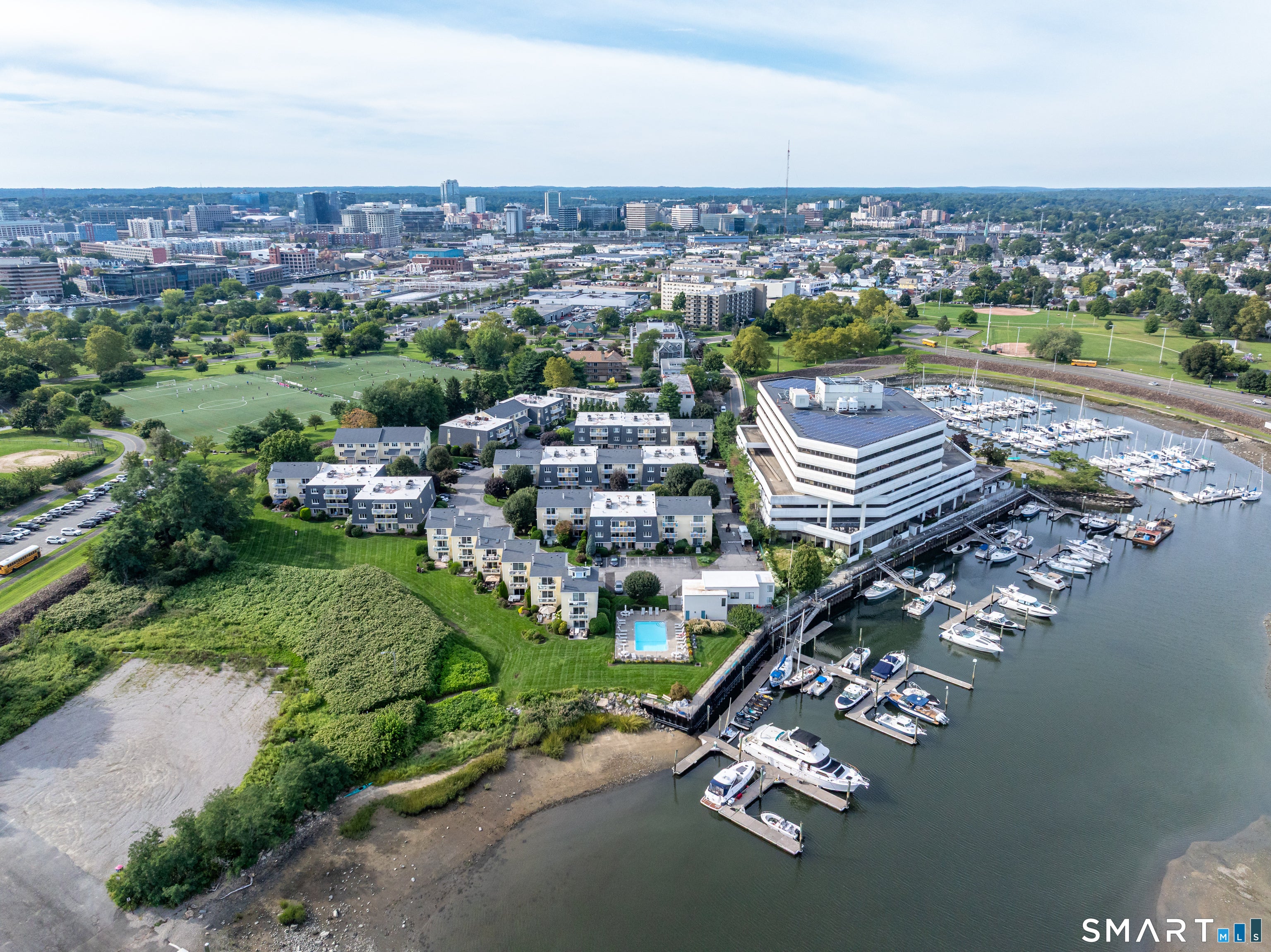 61 Seaview Avenue 26
