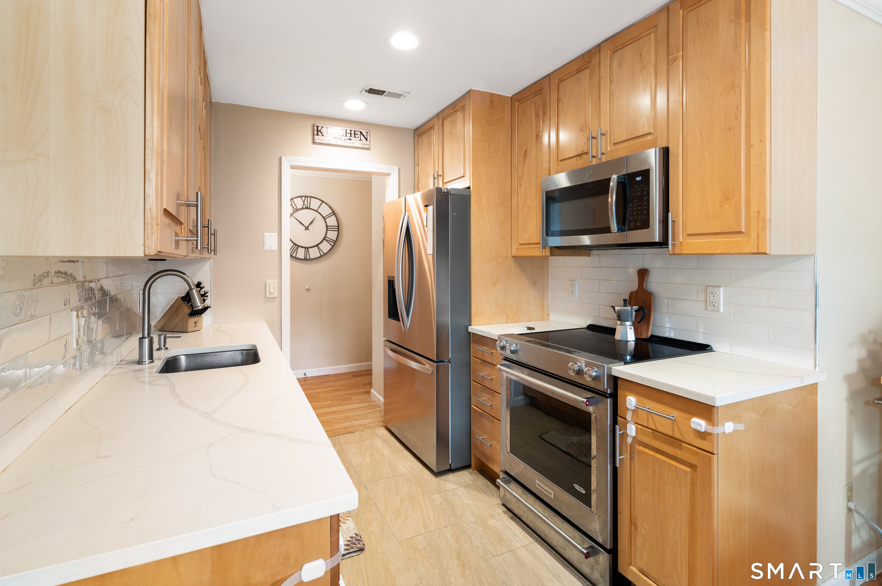 61 Seaview Avenue 26