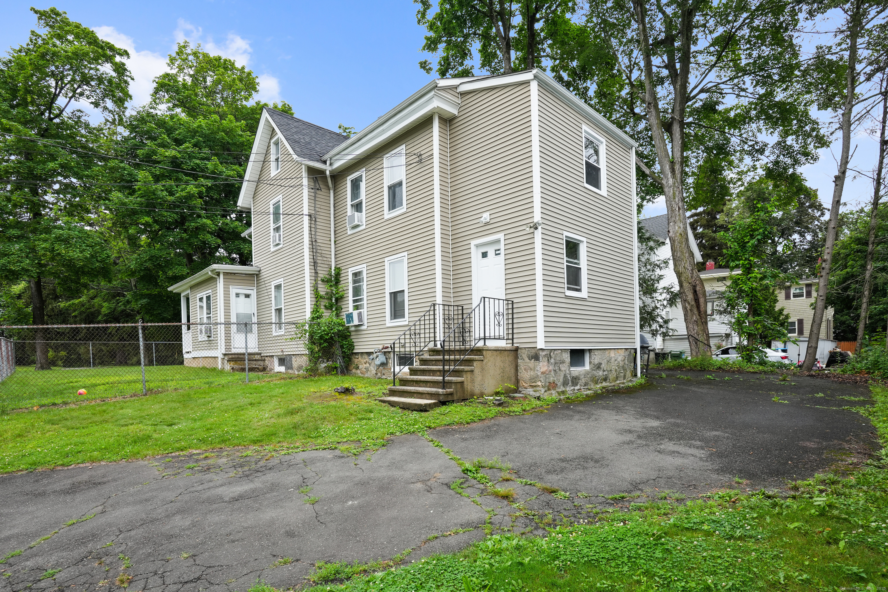 17 Pleasant Street