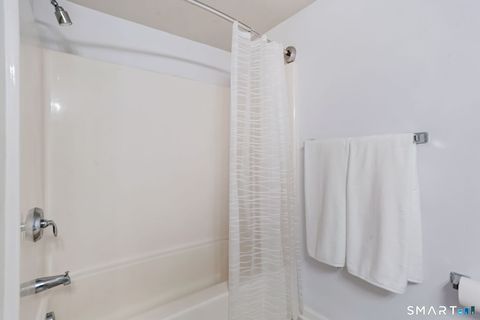 Tiny photo for 3250 Fairfield Avenue #APT 302, Bridgeport, CT 06605 (MLS # 24160872)