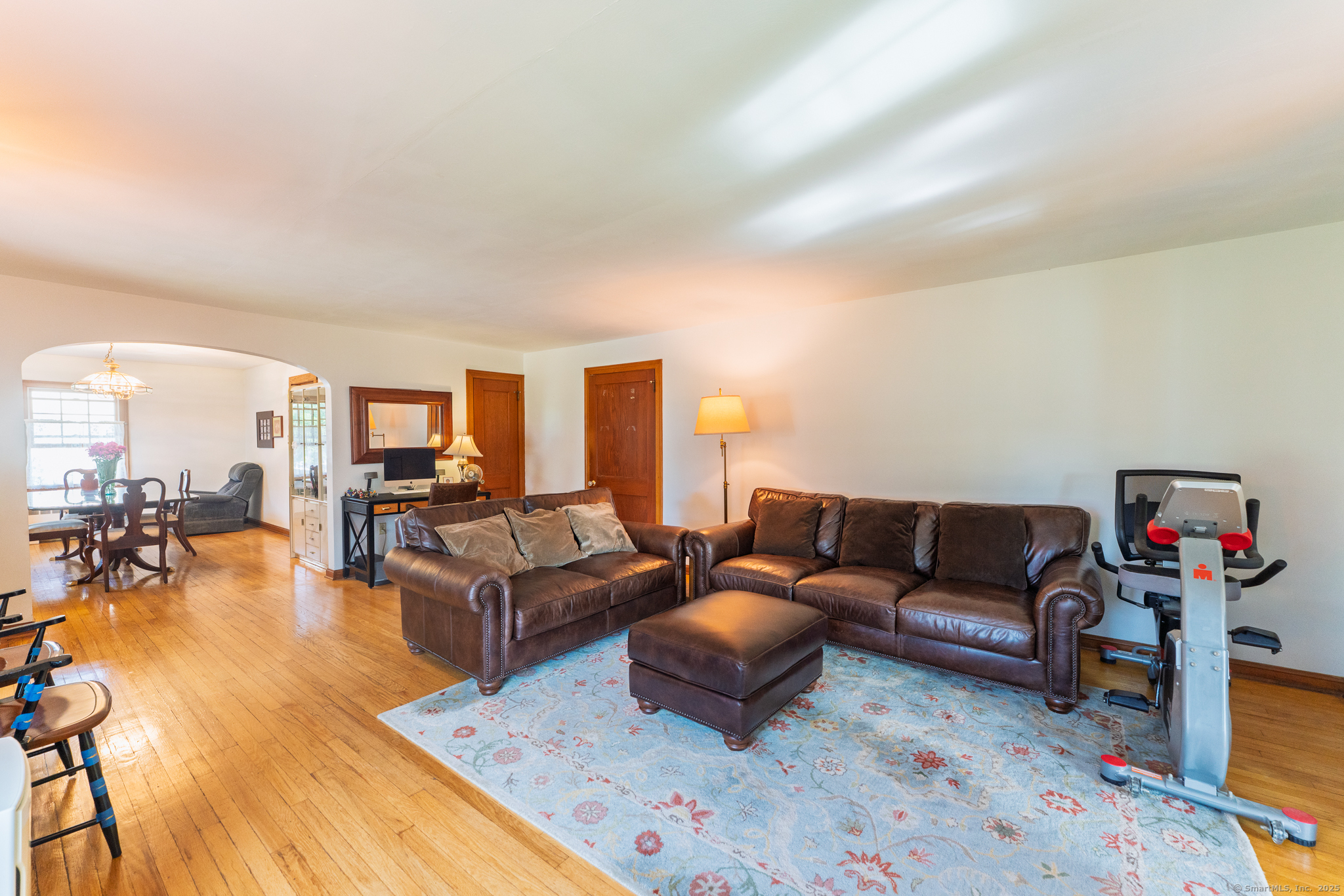 79 Hillhurst Avenue