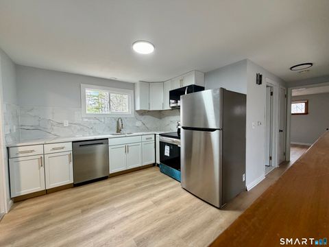 Tiny photo for 164 Sycamore Street #1R, Bristol, CT 06010 (MLS # 24163116)
