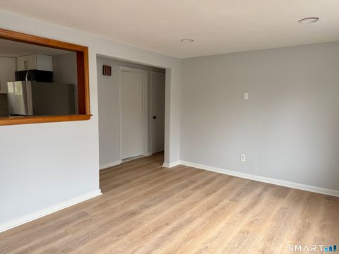 Tiny photo for 164 Sycamore Street #1R, Bristol, CT 06010 (MLS # 24163116)