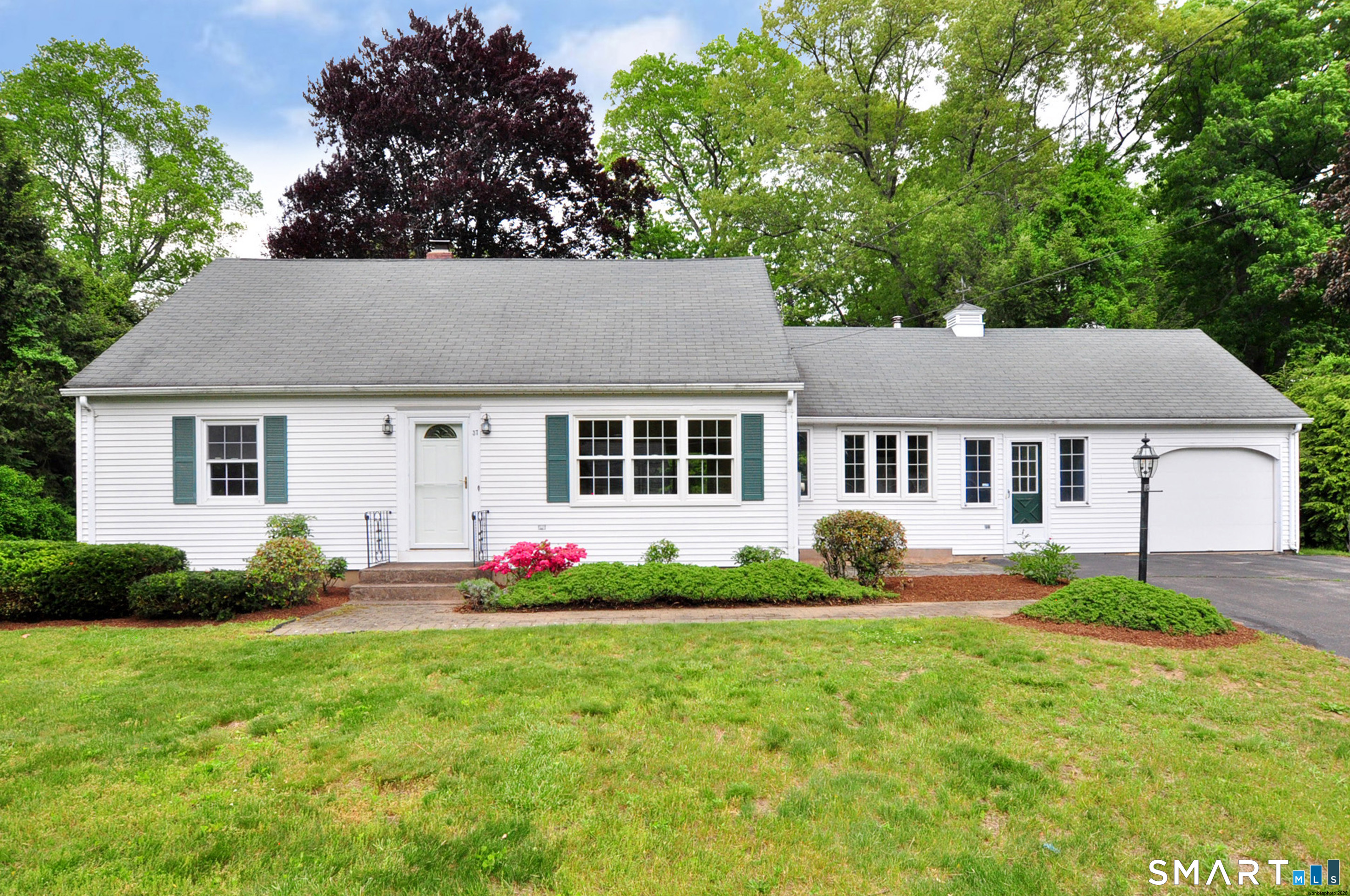 37 Pilgrim Drive