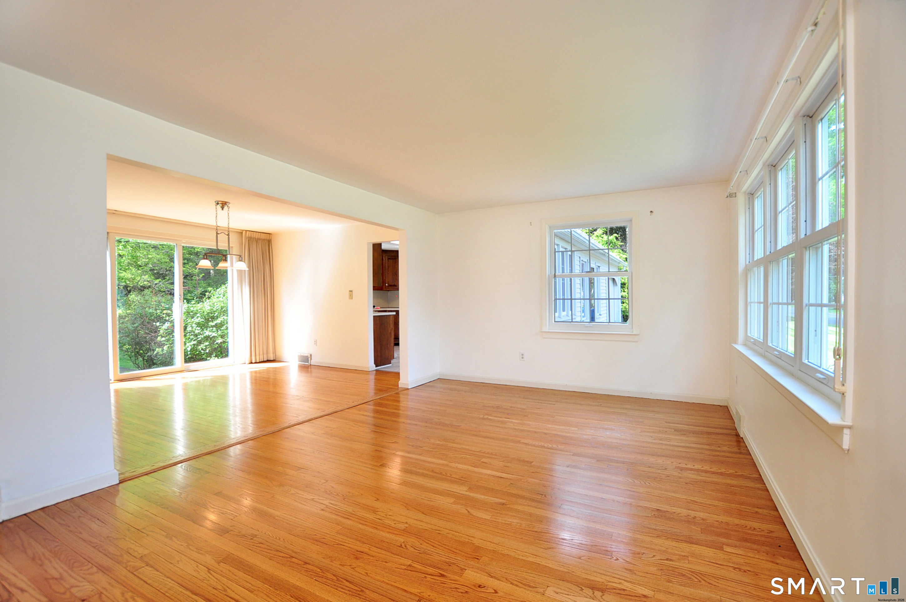 37 Pilgrim Drive