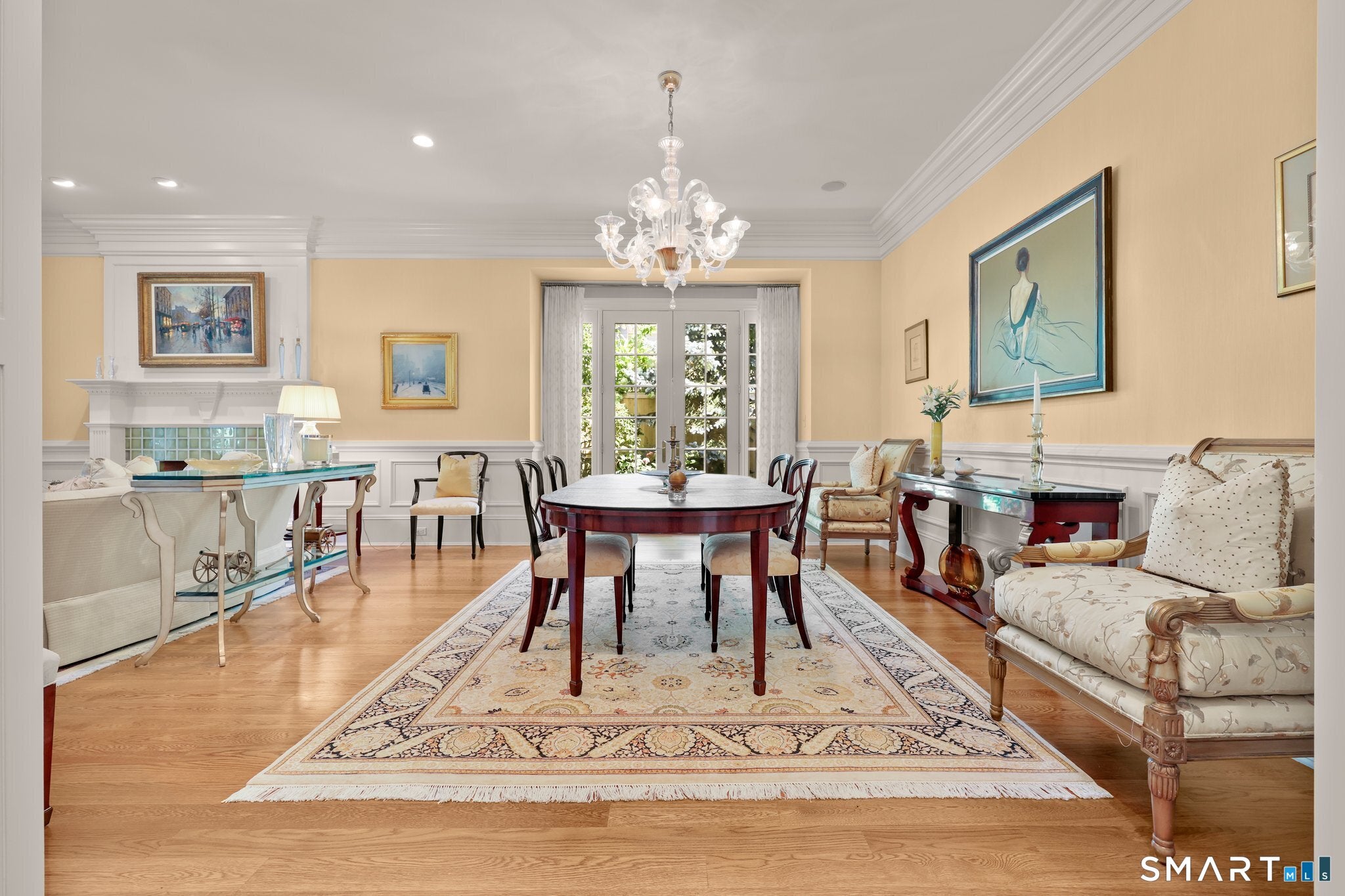 96 East Elm Street 1