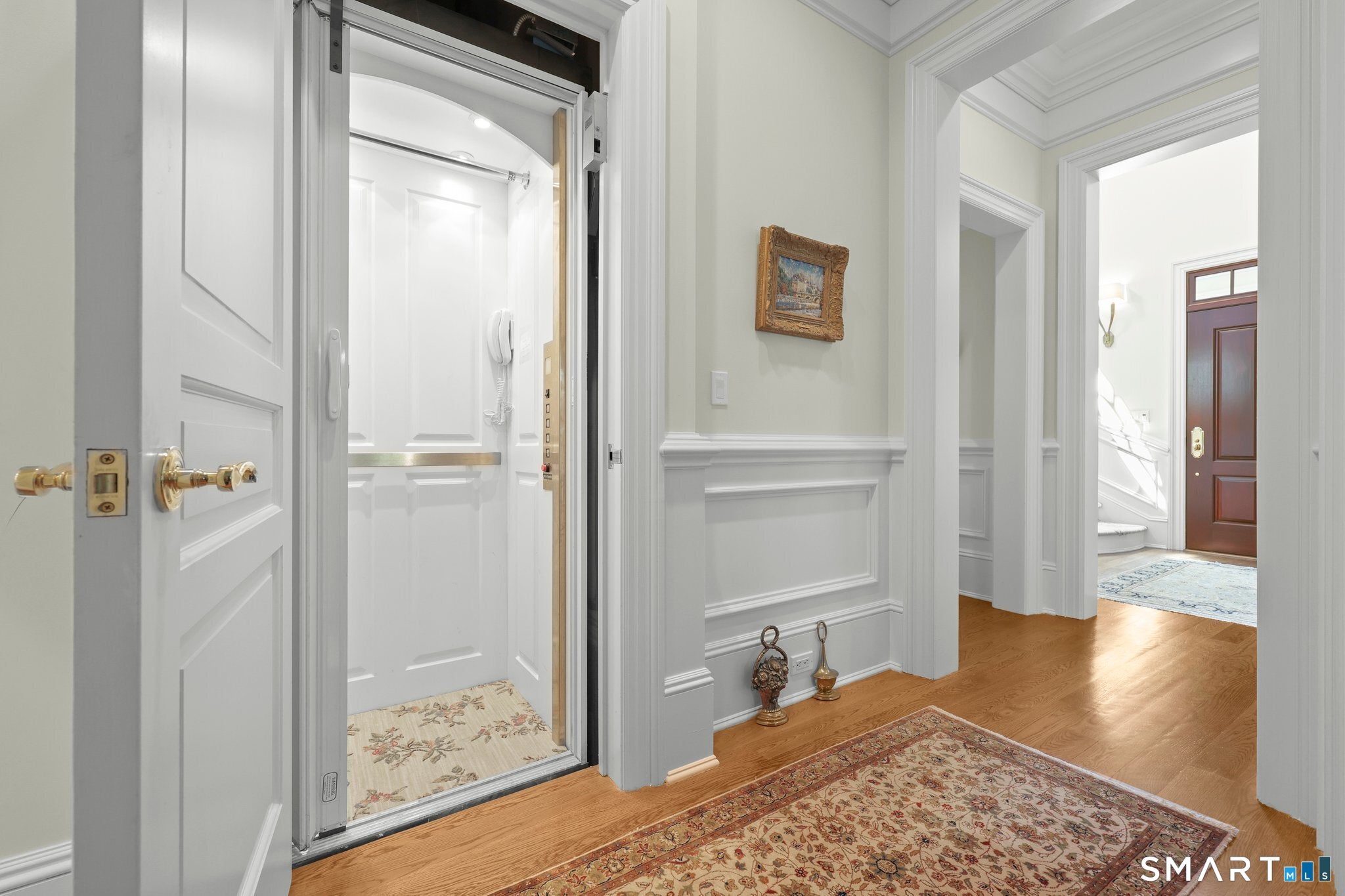 96 East Elm Street 1
