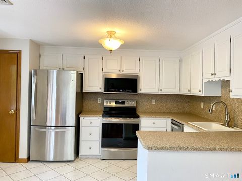 Tiny photo for 139 Songbird Lane #139, Farmington, CT 06032 (MLS # 24164835)