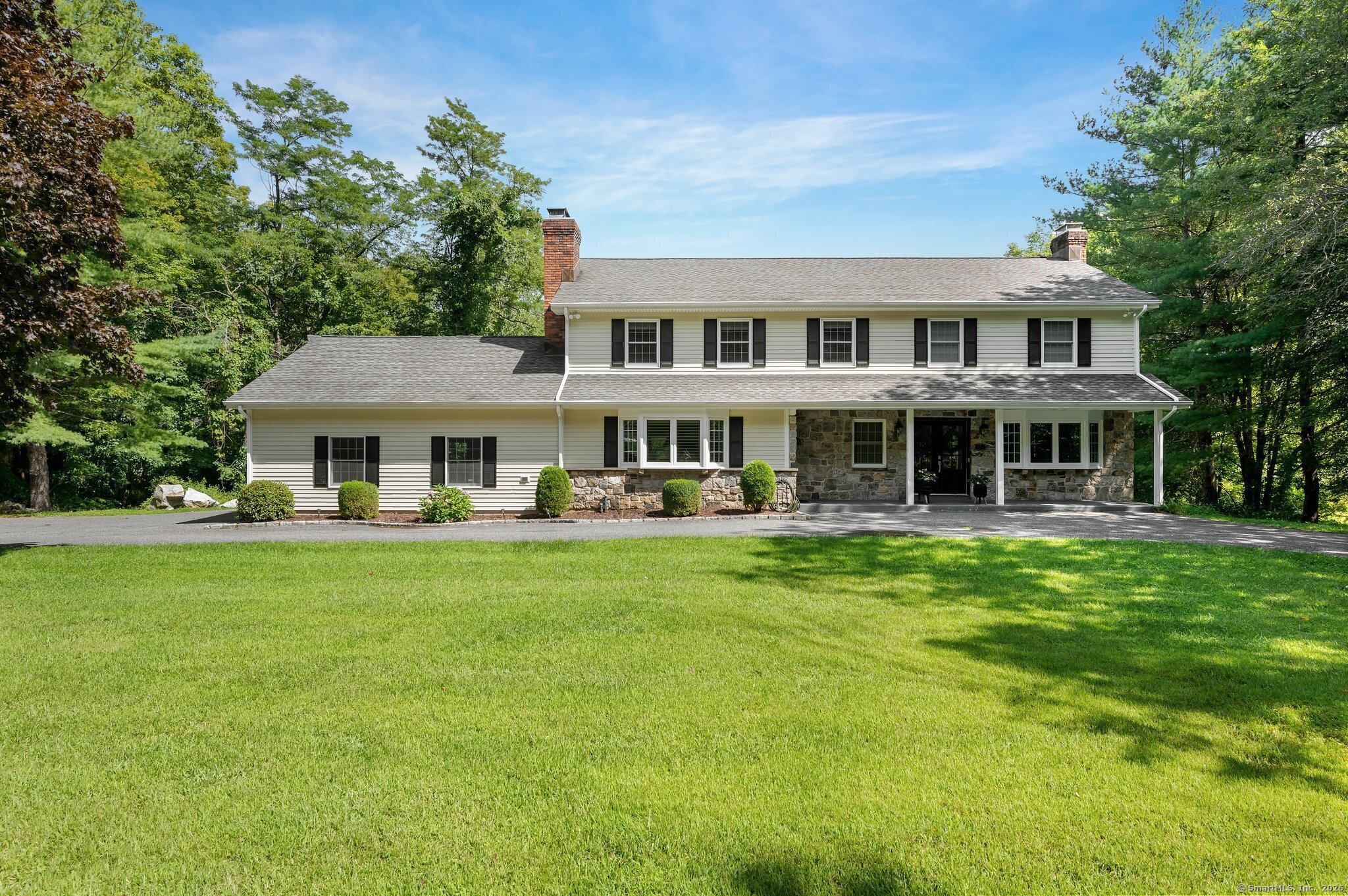 Ball Pond Road, New Fairfield, Connecticut - 5 Bedrooms  
3.5 Bathrooms  
9 Rooms - 