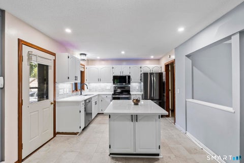 Tiny photo for 10 Quail Run, Bloomfield, CT 06002 (MLS # 24208835)