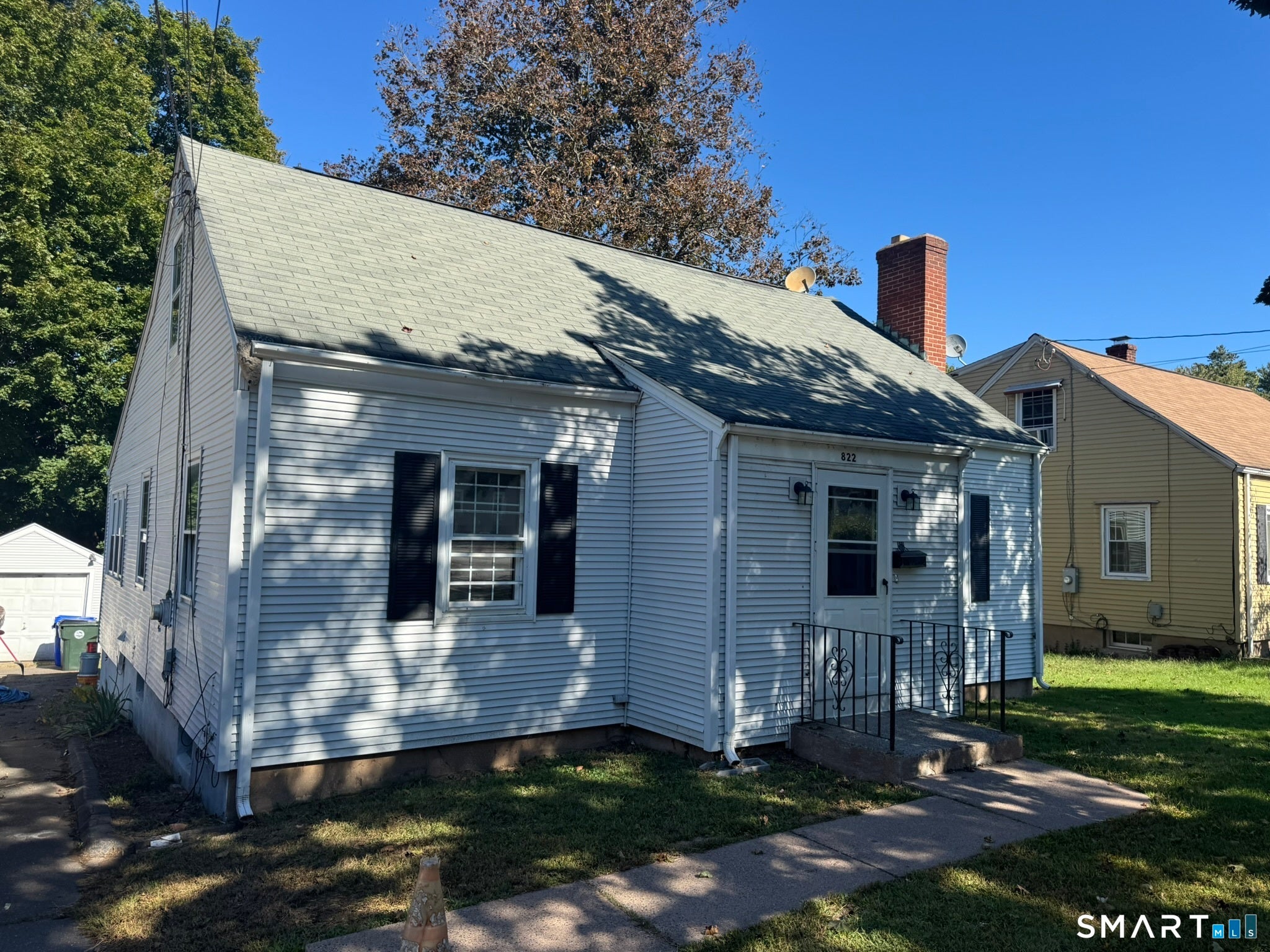 822 Tolland Street