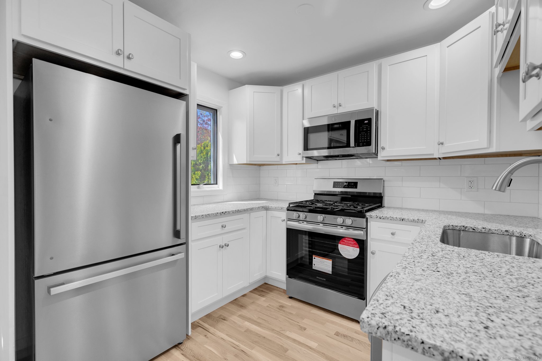 204 New Haven Avenue #8F, Derby, Connecticut image 2