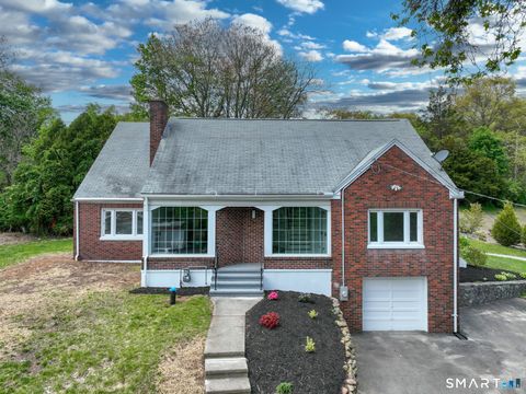 Photo of 1920 Hartford Turnpike, North Haven, CT 06473 (MLS # 24174716)