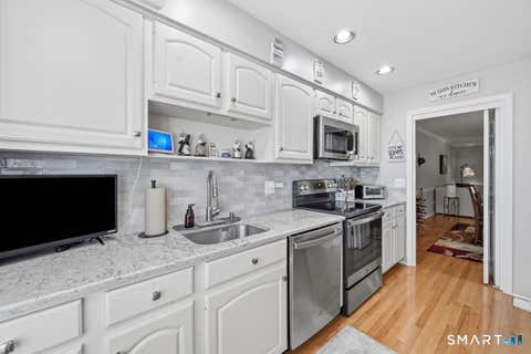 Tiny photo for 113 Tunxis Village #113, Farmington, CT 06032 (MLS # 24200497)