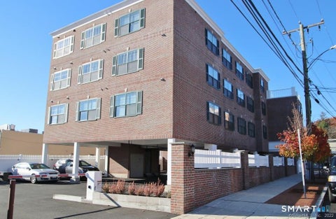 Tiny photo for 947 Hope Street #203, Stamford, CT 06907 (MLS # 24209114)