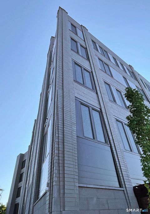 Tiny photo for 78 Unquowa Place, Fairfield, CT 06824 (MLS # 24151044)