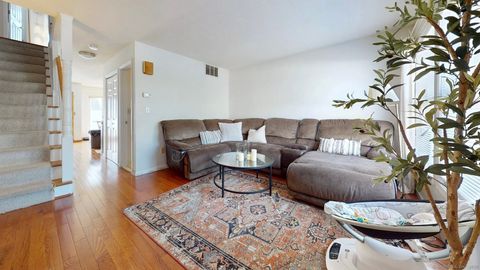 Tiny photo for 279 New Haven Avenue #APT E, Milford, CT 06460 (MLS # 24146653)