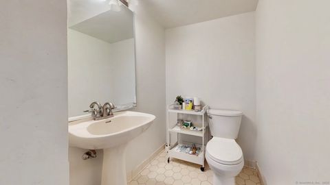 Tiny photo for 279 New Haven Avenue #APT E, Milford, CT 06460 (MLS # 24146653)