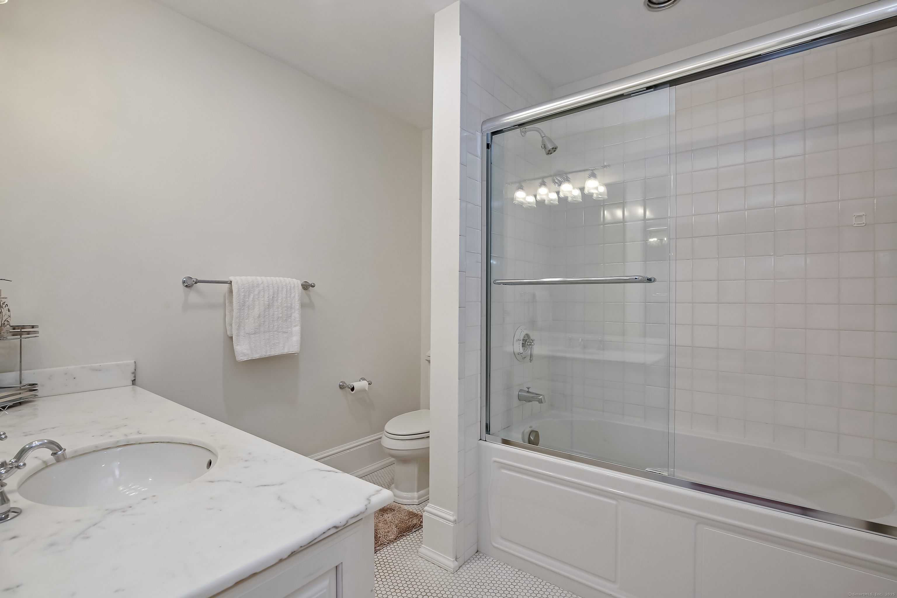 652 Ponus Ridge, New Canaan, Connecticut image 24