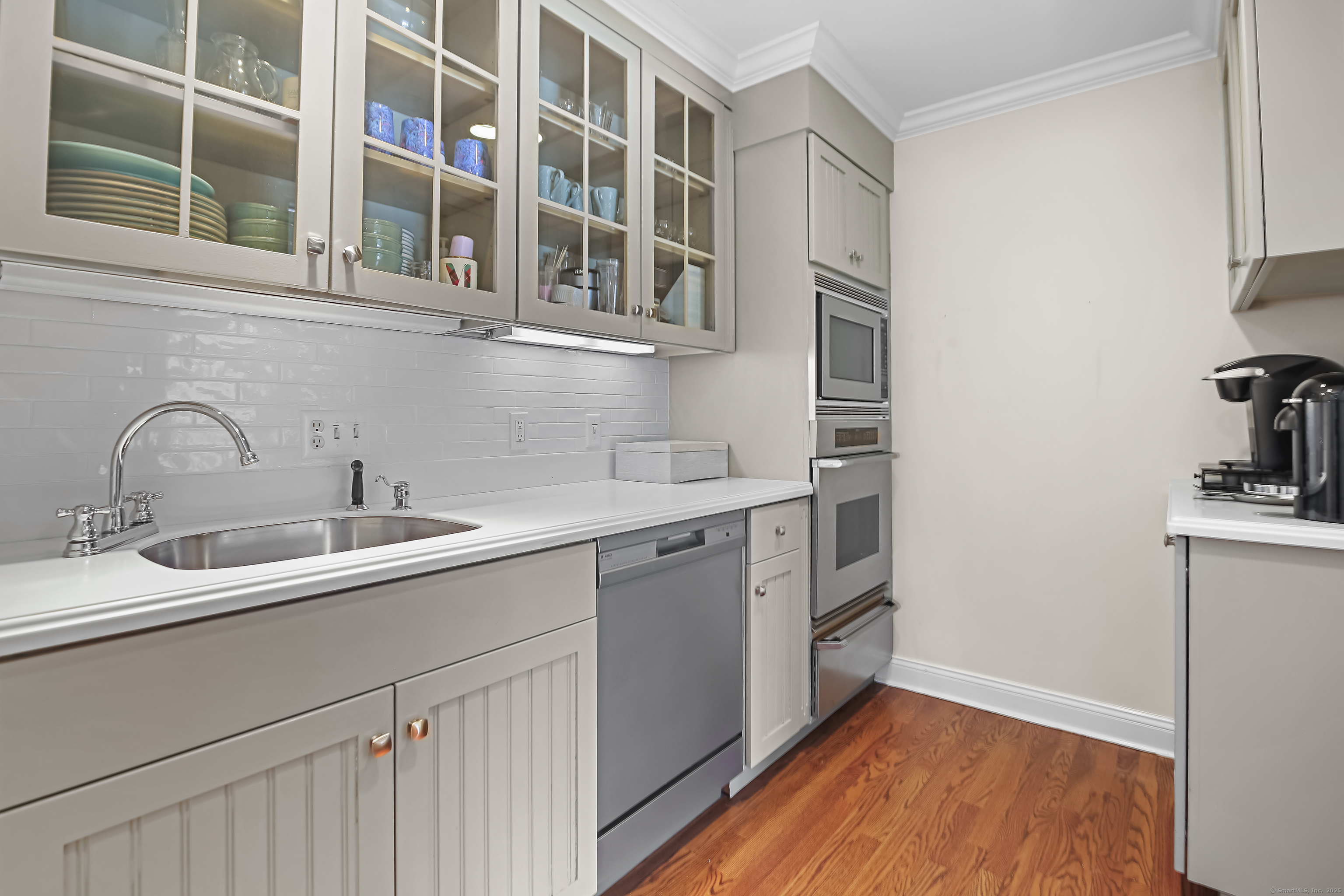 652 Ponus Ridge, New Canaan, Connecticut image 13