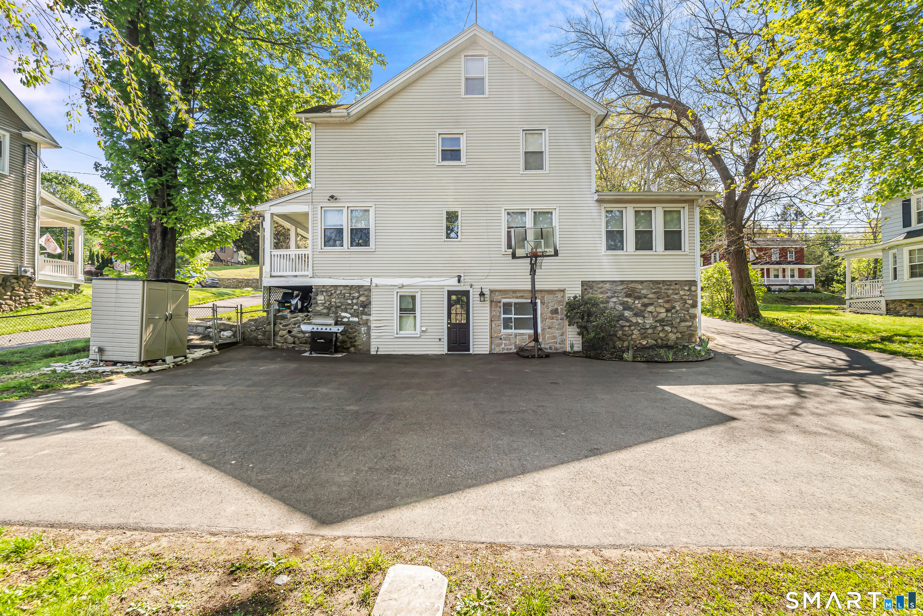 93 Main Street