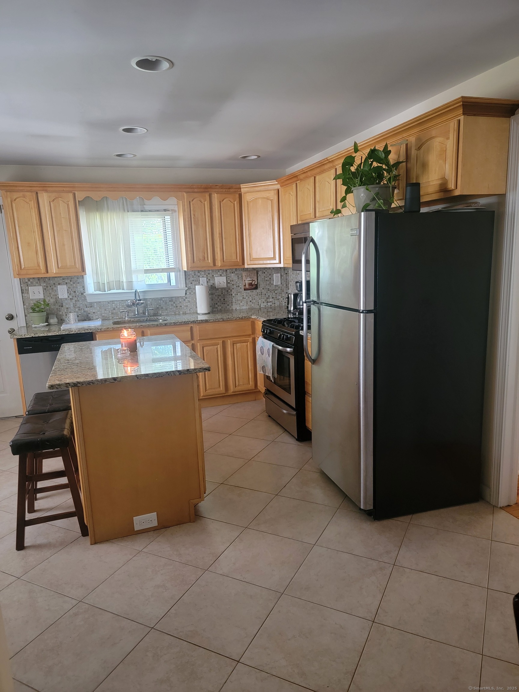 725 Merritt Street, Bridgeport, Connecticut image 12