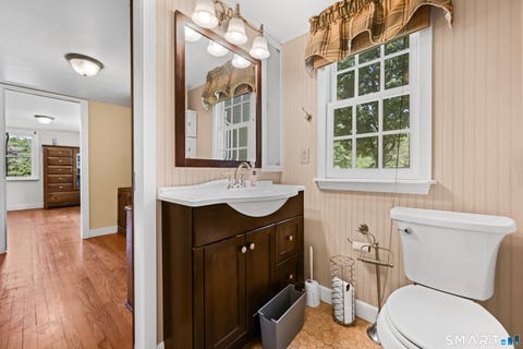 Tiny photo for 820 Hartford Turnpike, Vernon, CT 06066 (MLS # 24201766)