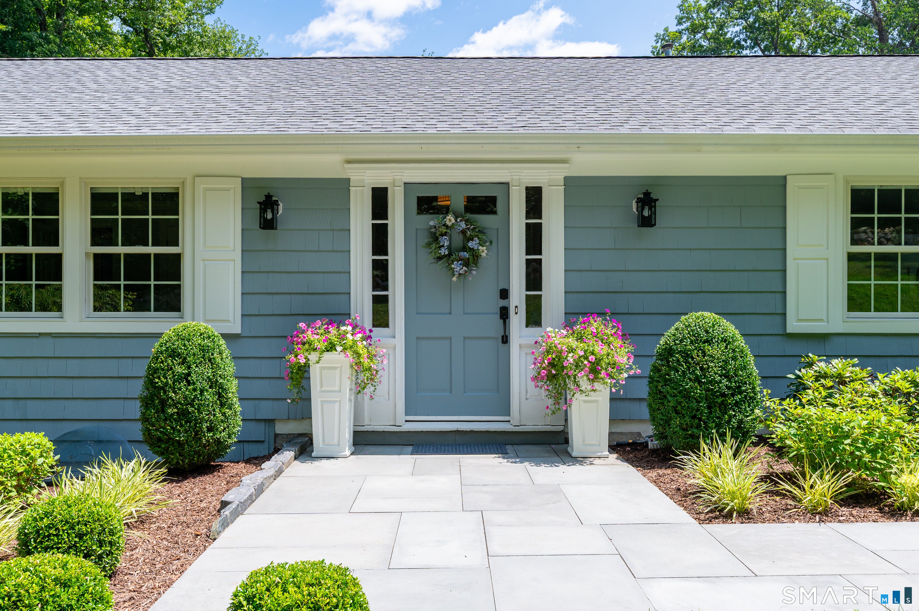 76 Comstock Hill Road
