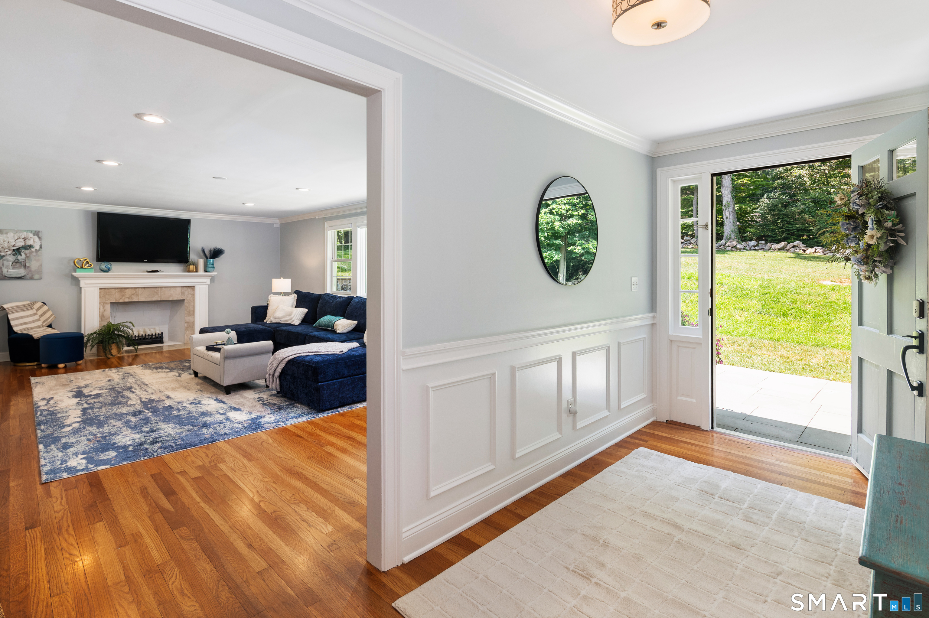 76 Comstock Hill Road