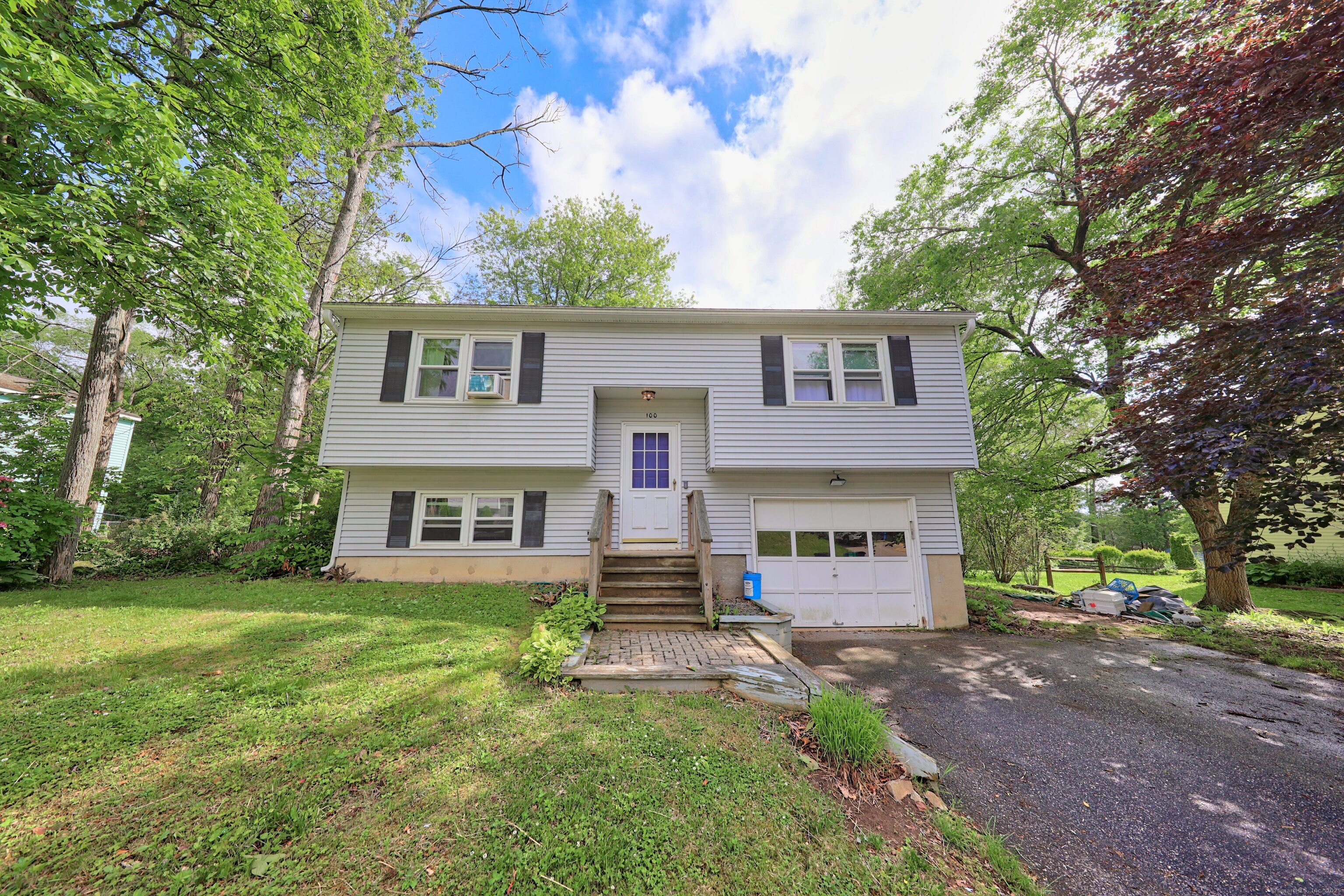 Property for Sale at Concord Road, Torrington, Connecticut - Bedrooms: 2 
Bathrooms: 2 
Rooms: 5  - $249,000