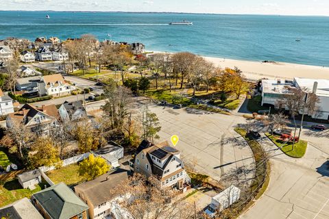 41 Stuart Avenue New London CT 06320