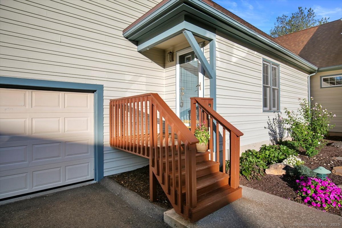 39 L Hermitage Drive 39