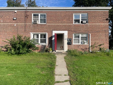 Photo of 373 Granfield Avenue #B, Bridgeport, CT 06610 (MLS # 24212413)
