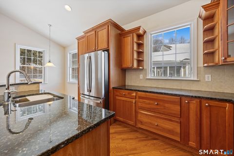 Tiny photo for 9 Lakeview Rise #9, Beacon Falls, CT 06403 (MLS # 24150590)