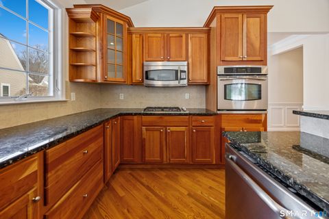 Tiny photo for 9 Lakeview Rise #9, Beacon Falls, CT 06403 (MLS # 24150590)