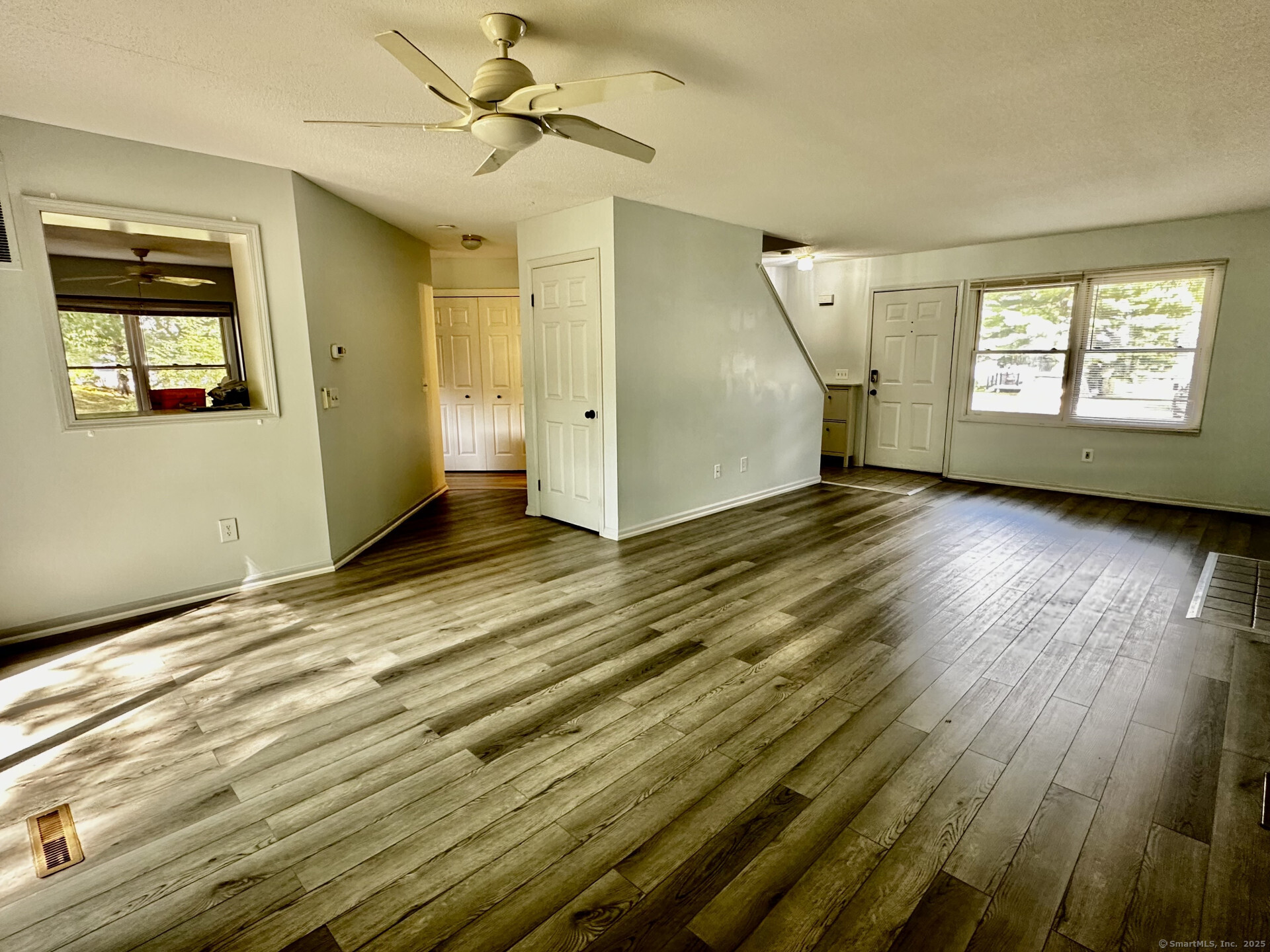 901 Briarwood Court 901