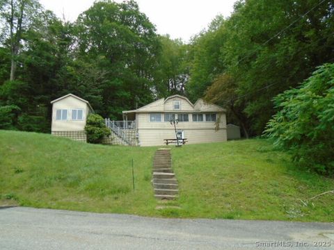 817 East Wakefield Boulevard Winchester CT 06098