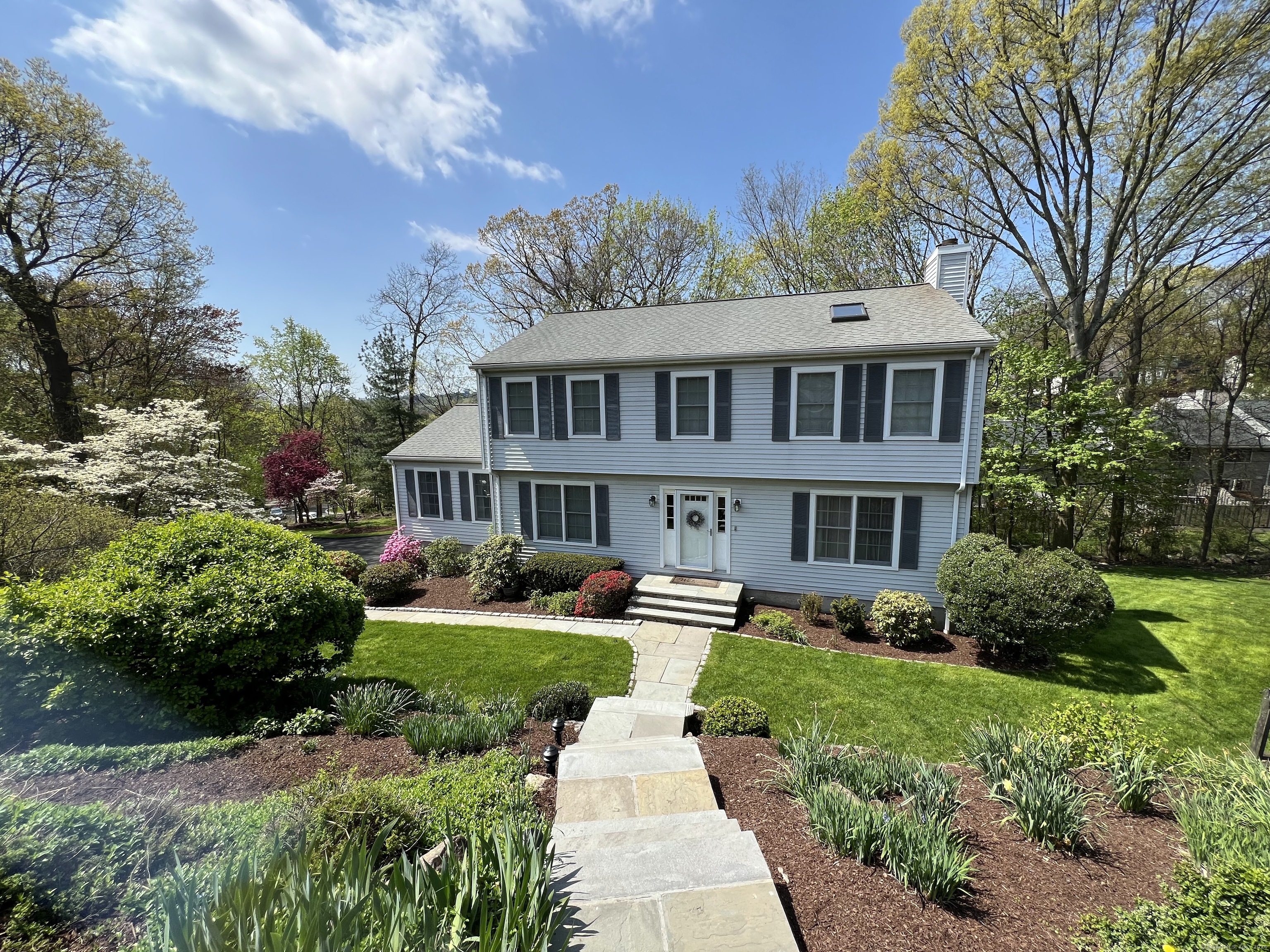 Property for Sale at 17 Rudolf Lane, Norwalk, Connecticut - Bedrooms: 5 
Bathrooms: 4 
Rooms: 10  - $910,000