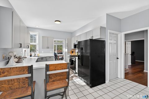 Tiny photo for 5 Greystone #5, Shelton, CT 06484 (MLS # 24156463)