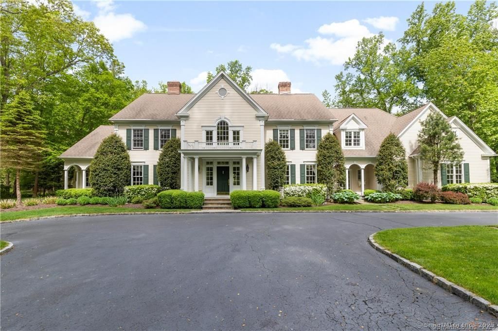 Photo of 9 Zak Hill Drive, Woodbridge, CT 06525 (MLS # 24144334)