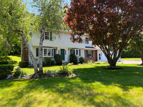 Single Family Residence in Southington CT 172 Thistle Lane.jpg