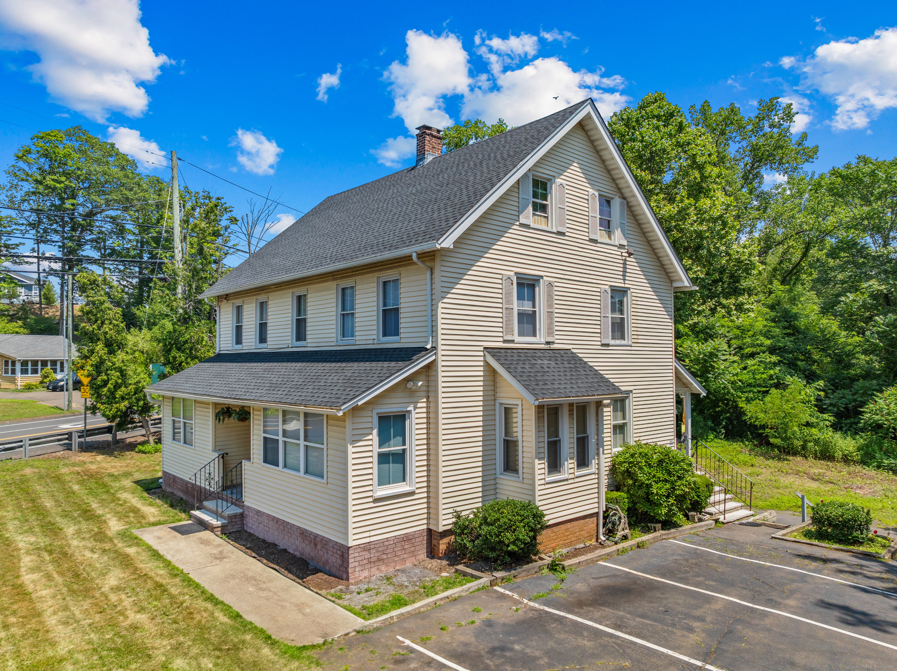 85 School Ground Road